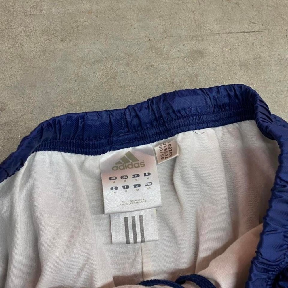 Navy blue Adidas track pants with drawstring waist and‎ embroidered logo adidas - Picture 3 of 8